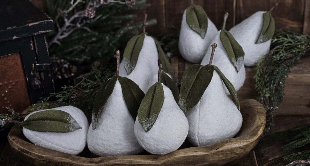 Handmade primitive winter pears set, rustic farmhouse holiday décor plush bowl fillers with frosted wool leaves and wood stems
