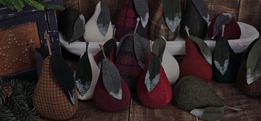 Handmade primitive wool Christmas pears set, rustic farmhouse holiday décor bowl fillers with frosted leaves and wood stems