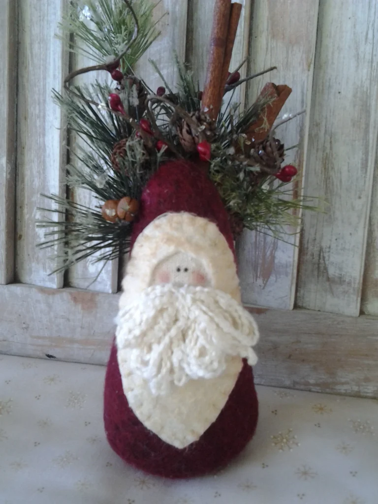 Primitive Santa craft pattern 7x3 inches