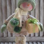 Primitive Snow Girl Maggie sewing pattern 15 inches tall