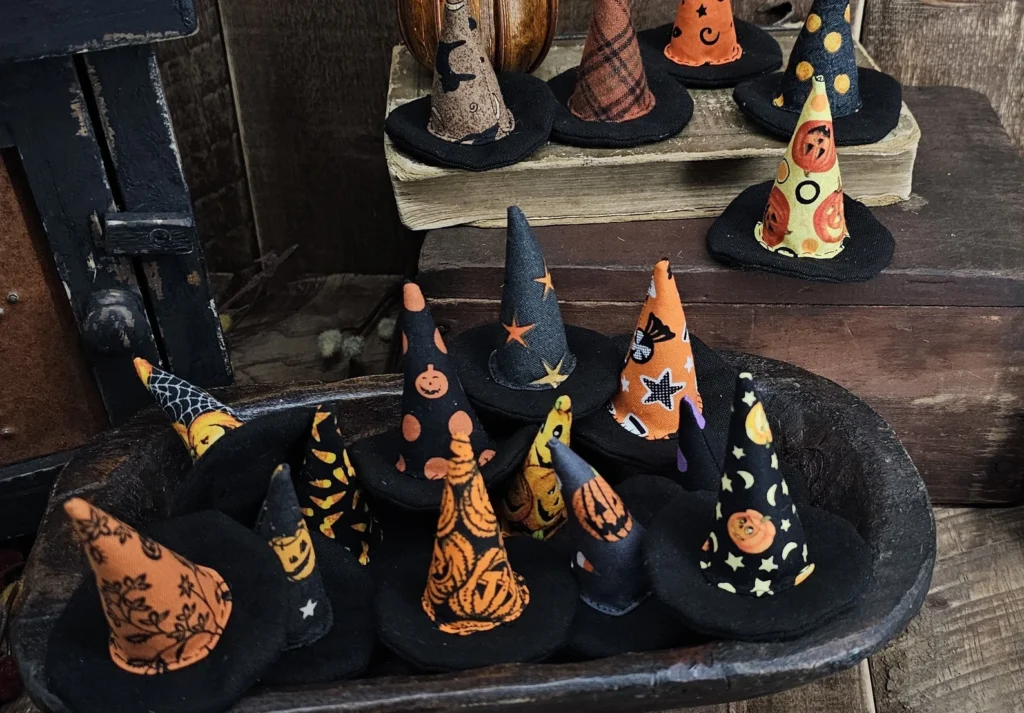 Primitive Halloween witch hat bowl filler set handmade