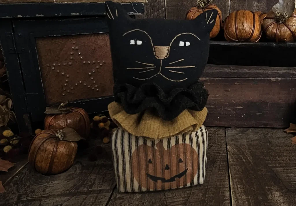 Rustic Halloween black cat décor for tiered trays