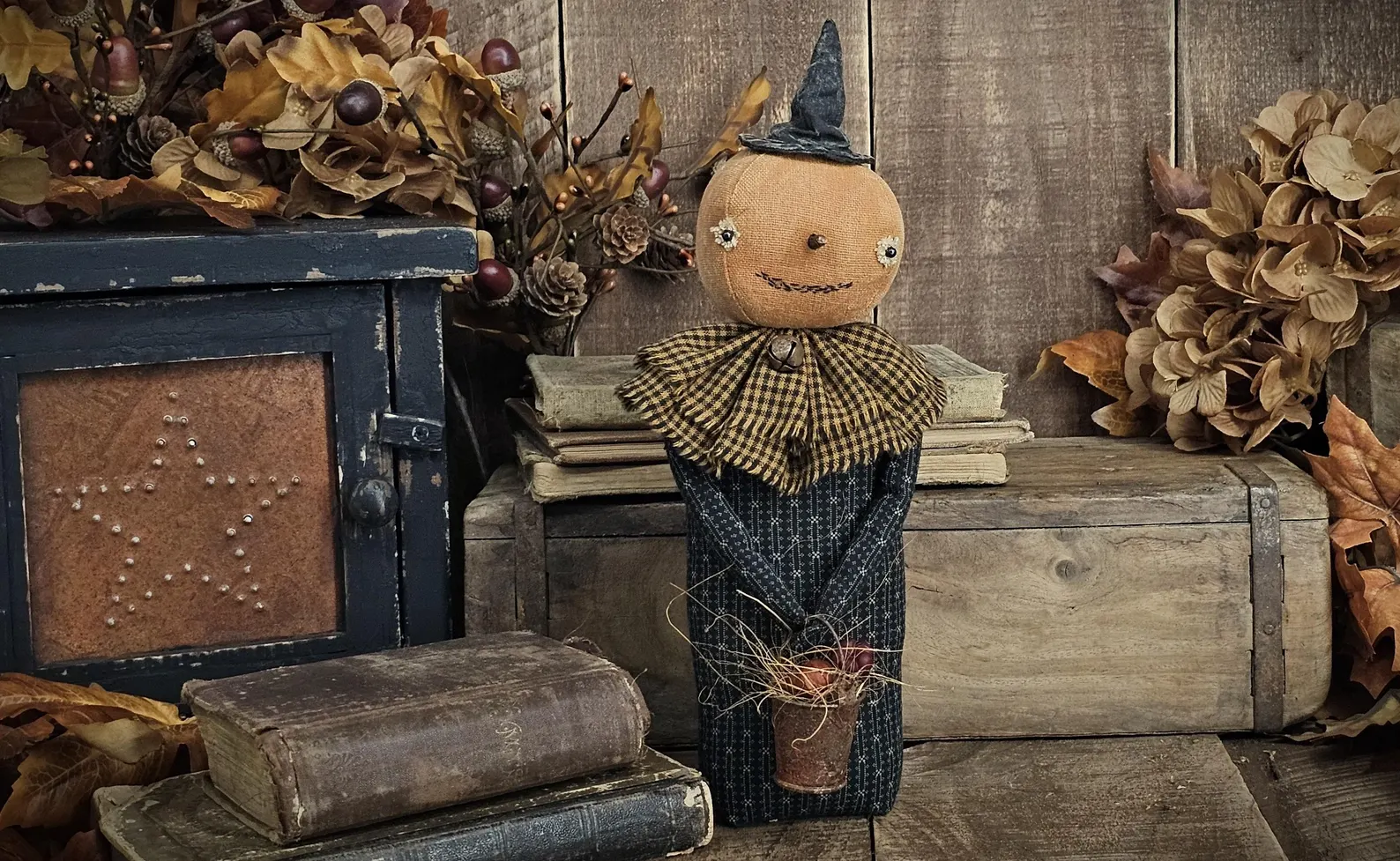 Primitive Pumpkin Witch Jacklyn | Standing Vintage Trick‑or‑Treat Doll | Fall Shelf Sitter Décor